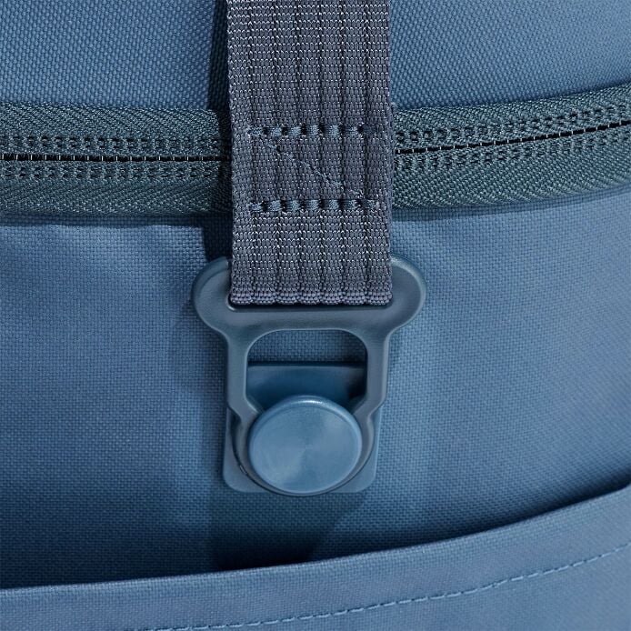 carryouttm-soft-cooler-30-l-l0 250815_hydro_cooler_details_14854_2_5.jpg
