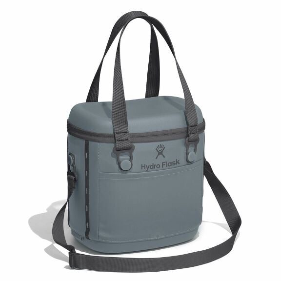 carryouttm-soft-cooler-10-l-p1 6pco043-carryout-cooler-10l-shale-gray-angled_1_1.jpg