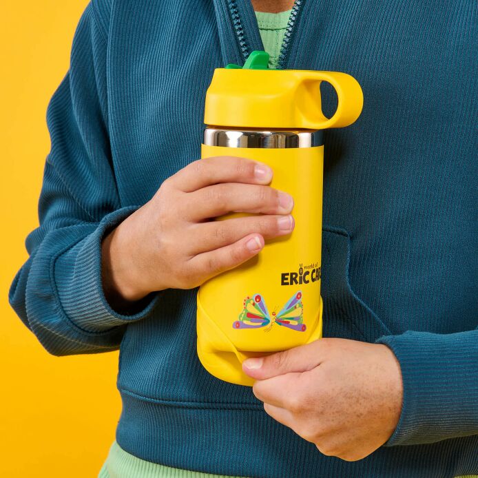 kids-12-oz-bottle-world-of-eric-carletm-q1 7-lifestyle.jpeg
