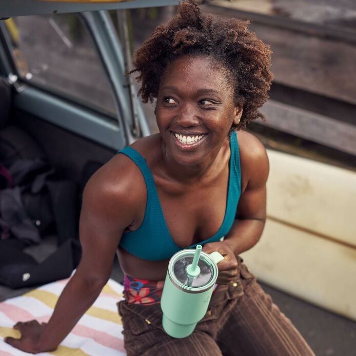 24-oz-travel-tumbler-w6 hf_s26_mcinnis_0259.jpg