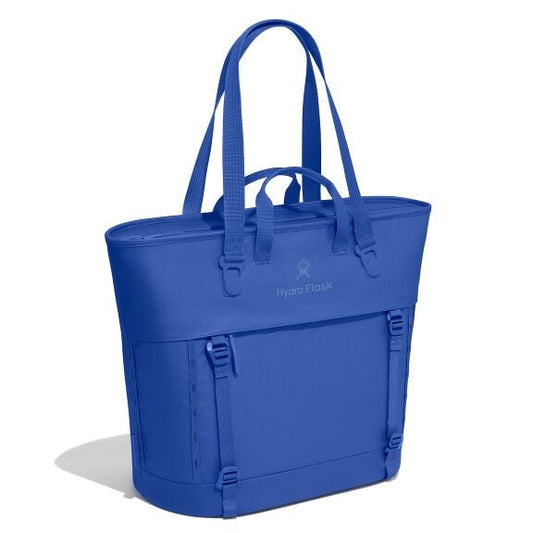 carryouttm-soft-cooler-tote-30-l-w0 maxiit382_carryout_tote_30l_capri_blue_angled_1.jpg