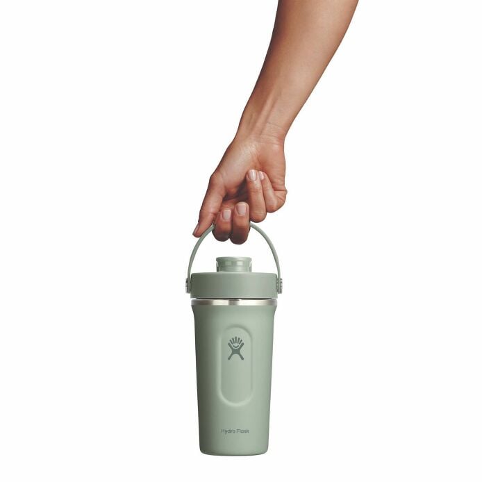 gym-bundle-b3 mxcc24374_24ozinsulatedshakerbottle_agave_hb_1.jpg